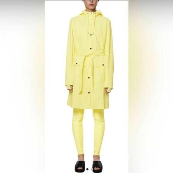 NWT RAINS Women’s Yellow Curve Jacket Raincoat Full Zip & Snap Hood - Size M - Picture 1 of 5